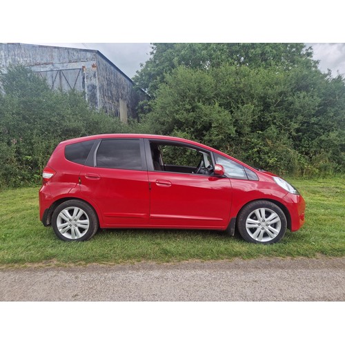 4 - Honda Jazz  5 dr hatchback, 1.4 i-VTEC EX Re, Reg: WG64 EFL, 27/11/2014, 5 spd manual petrol 1339cc,... 