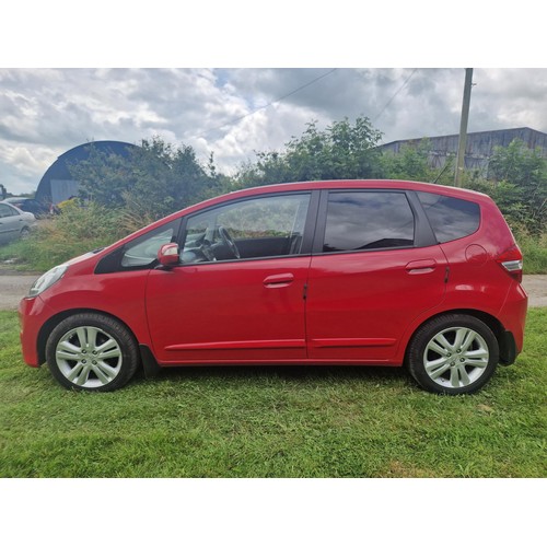 4 - Honda Jazz  5 dr hatchback, 1.4 i-VTEC EX Re, Reg: WG64 EFL, 27/11/2014, 5 spd manual petrol 1339cc,... 