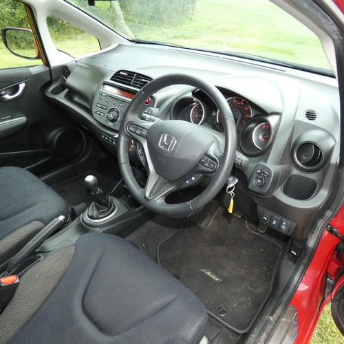 4 - Honda Jazz  5 dr hatchback, 1.4 i-VTEC EX Re, Reg: WG64 EFL, 27/11/2014, 5 spd manual petrol 1339cc,... 