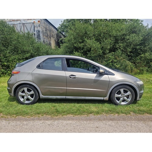 5 - HONDA CIVIC HATCHBACK 1.8 I-VTEC ES, 5Dr.  Reg: LA06 UZK, 30/06/2006, 6 spd manual petrol 1799cc, Mi... 