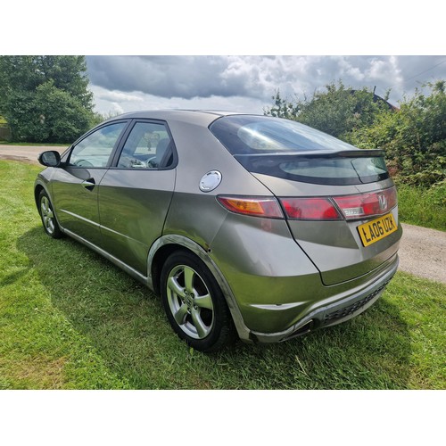 5 - HONDA CIVIC HATCHBACK 1.8 I-VTEC ES, 5Dr.  Reg: LA06 UZK, 30/06/2006, 6 spd manual petrol 1799cc, Mi... 