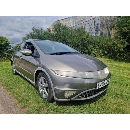 5 - HONDA CIVIC HATCHBACK 1.8 I-VTEC ES, 5Dr.  Reg: LA06 UZK, 30/06/2006, 6 spd manual petrol 1799cc, Mi... 