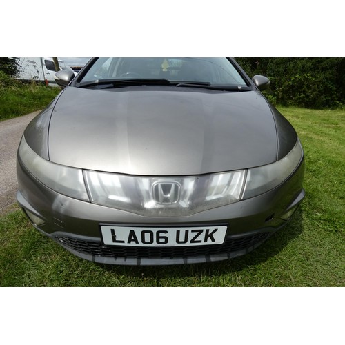 5 - HONDA CIVIC HATCHBACK 1.8 I-VTEC ES, 5Dr.  Reg: LA06 UZK, 30/06/2006, 6 spd manual petrol 1799cc, Mi... 