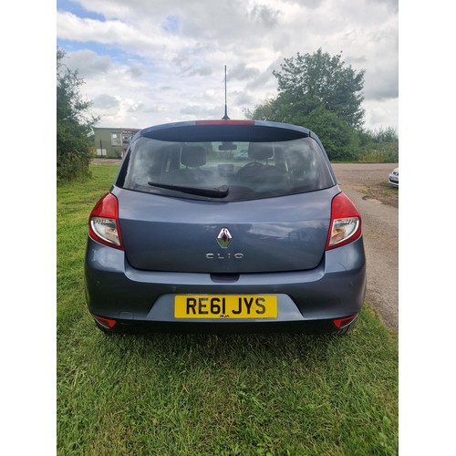 6 - Renault Clio 5 dr hatchback 1.6 VVT GT LINE TOM TOM AUTO, Blue, Reg: RE61 JYS, 15/11/2011, 4 speed A... 