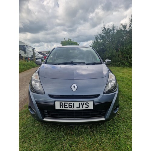 6 - Renault Clio 5 dr hatchback 1.6 VVT GT LINE TOM TOM AUTO, Blue, Reg: RE61 JYS, 15/11/2011, 4 speed A... 