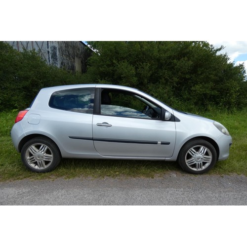 8 - Renault Clio Dynamique 1.5 DCi 86, 5dr hatchback 3 Dr Silver, Reg: NV57 MXA, 16/01/2008, 5 spd manua... 