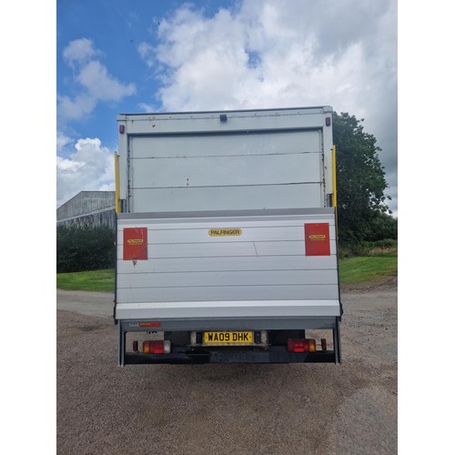 12 - Iveco  Euro cargo (MY2008), box van, White, Reg: WA09 DHK, 01/05/2009, S-Auto Diesel 5880cc, Euro 5 ... 