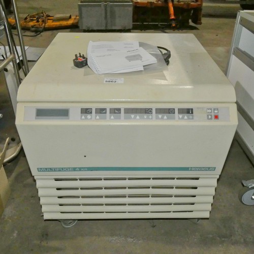 5862 - A Kendro Heraeus Multifuge 4KR large volume cooled universal centrifuge YOM 2002, 240v - Ex-universi... 