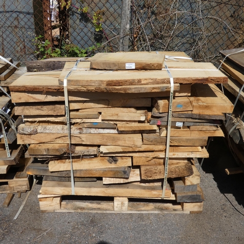 6320 - 1 x pallet containing a quantity of various hardwood slabs, mainly oak - Contents of 1 pallet