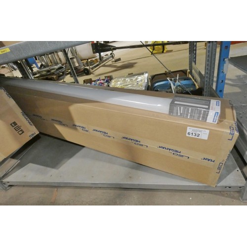 6132 - 1 box containing 12 x Megaman Malo LED batten lights 3000k / 240v / 1500mm long