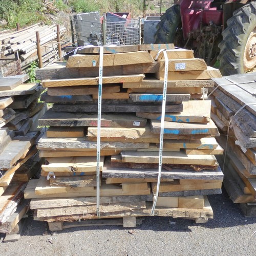 6327 - 1 x pallet containing a quantity of various hardwood slabs, mainly oak - Contents of 1 pallet