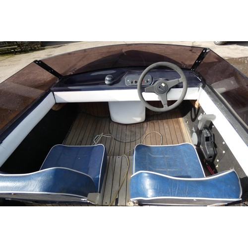 6242 - 1 x Fletcher 14 speed boat with a Honda 9.9hp four stroke outboard engine. This boat is approx 430cm... 