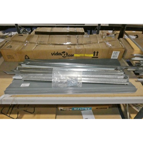 171 - A quantity of various metal shed parts including roof sheets. Please note that these are shed parts ... 