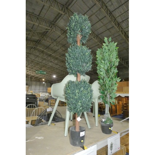 224 - 1 x faux Boxwood tree in pot approx 152 cm high RRP £159