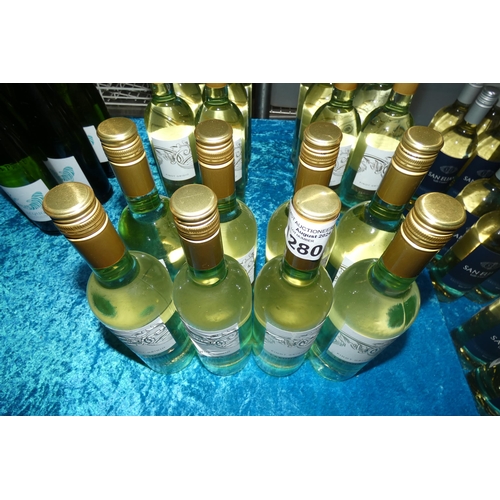 1280 - 8 bottles of La Roma Pinot Grigio