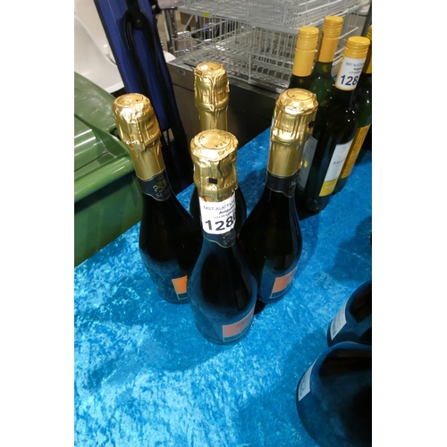 1286 - 4 x bottles of Borgo Sanleo Prosecco brut