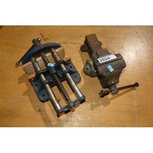 2024 - 1 x Depose bench vice 4 inch and 1 x Woden No. 192 wood workers vice