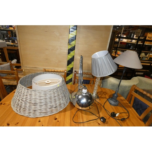 2177 - 1 x desk lamp 240v, 2 x table lamps 240v and 3 x various lamp shades (Trade)