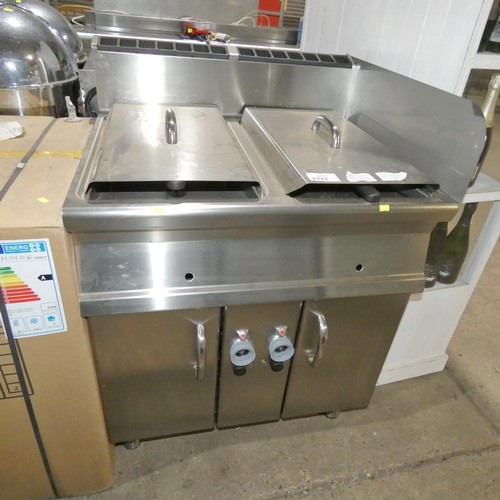 1111 - An industrial/commercial stainless steel gas fired twin basket deep fryer by Lotus, barely used - tr... 