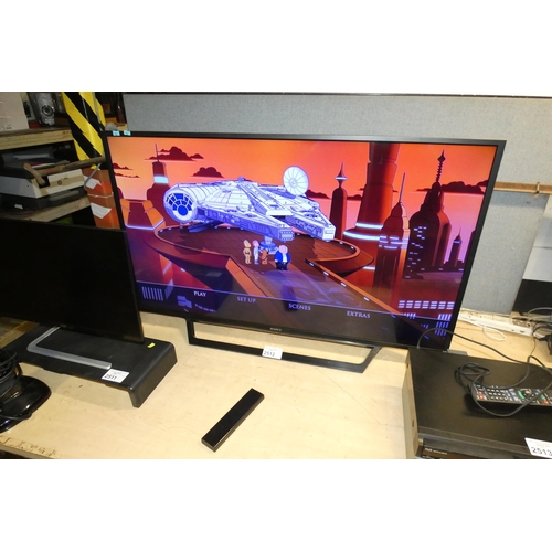 2512 - A 48 inch Smart HDTV by Sony type KDL-48WD653 comes with stand and remote control - trade  TESTED WO... 