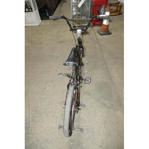 2099 - 1 x Vintage 80's Raleigh Burner BMX Bike Mark II, (oval Aero frame) comes with Skyway tuff II 20