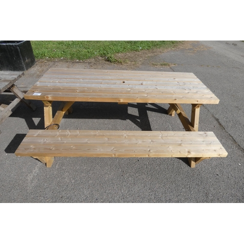 2669 - An all in one picnic bench