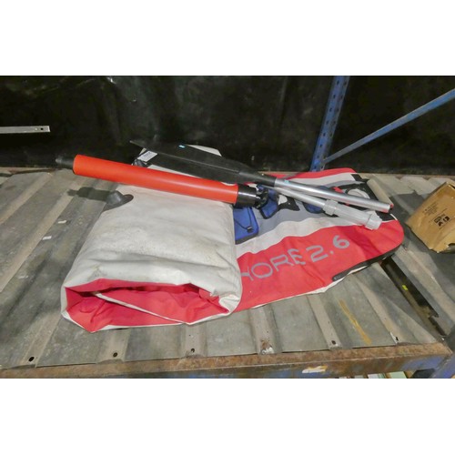 2002 - 1 x Inshore 2.6 B-Square inflatable kayak with a two part oar and a hand pump