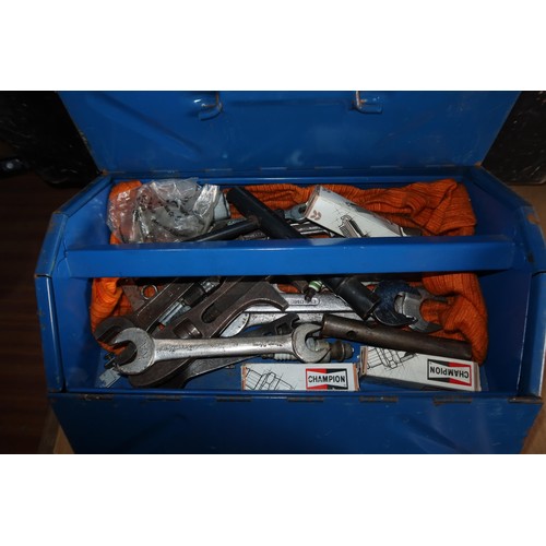 2031 - 1 x wooden tool box and 1 x metal tool box both containing a quantity of various tools