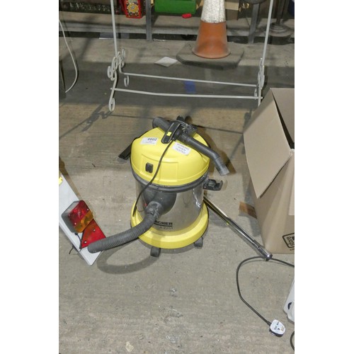 2088 - 1 x Karcher A2251 wet / dry vacuum cleaner 240v (Trade)  TESTED WORKING