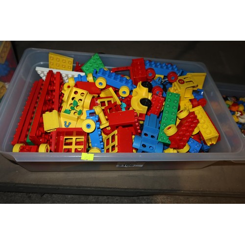 2106 - A quantity of various Lego Duplo. Contents of 1 shelf and please note that the plastic boxes are inc... 