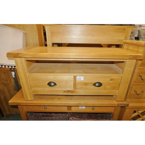 2130 - 1 x Oak TV cabinet approx 110cm wide