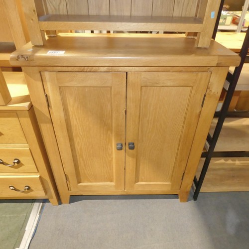 2152 - 1 x Oak 2 door cabinet approx 90cm w x 100cm high