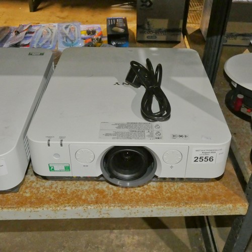 2556 - A commercial AV projector by Sony type VPL-FH31 - trade