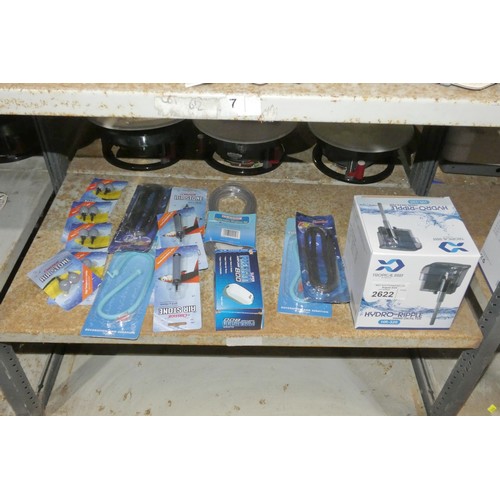 2622 - A quantity of various fish tank accessories including pumps, filter, stones etc. Contents of 1 shelf... 