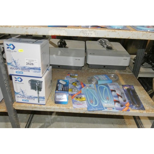 2626 - A quantity of various fish tank accessories including pumps, filter, stones etc. Contents of 1 shelf... 