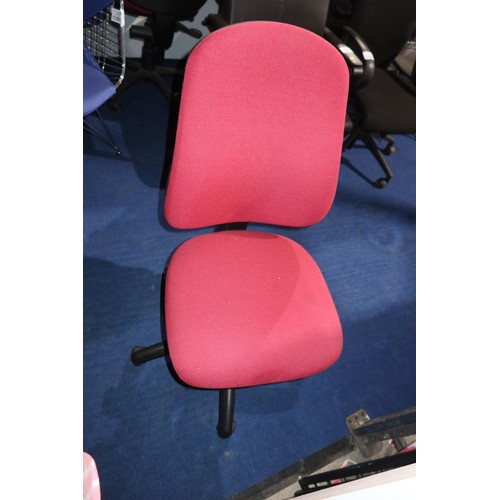 1394 - 1 x burgundy upholstered armless office swivel chair