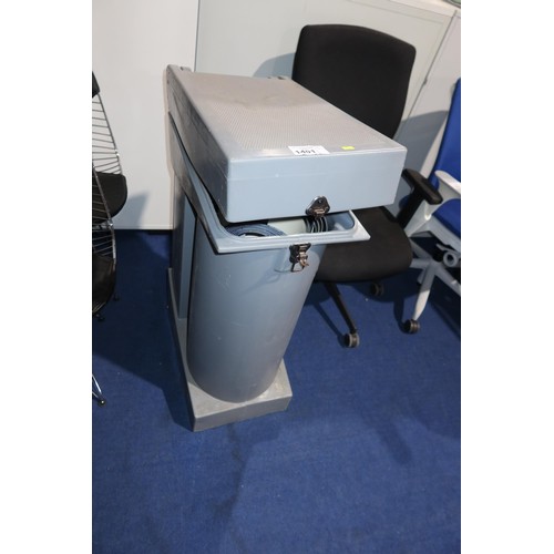 1401 - 1 x wheeled shuttle case containing a pop up type exhibition display stand