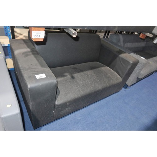 1352 - 1 x black upholstered two person reception type sofa with wooden feet, approx 150cm wide