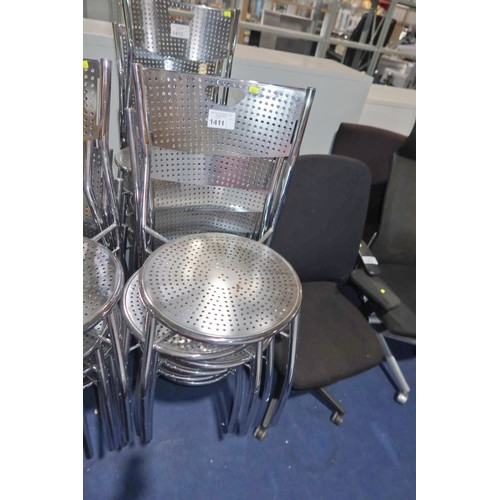 1411 - 6 x stacking metal framed chairs