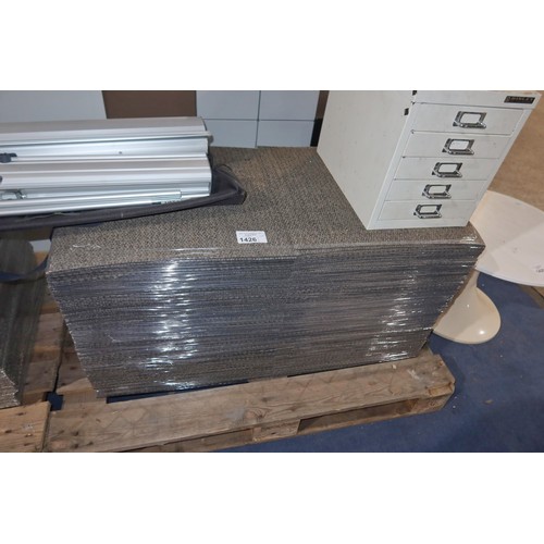 1426 - 1 x pallet containing a quantity of approx 200 x patterned carpet tiles each measuring approx 50 x 5... 