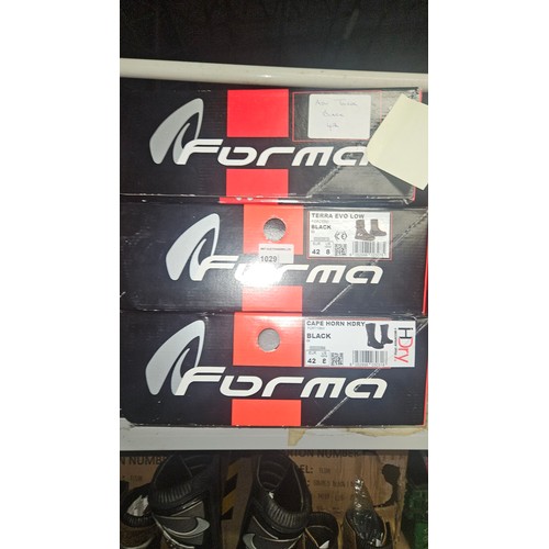 1029 - 3 x various pairs of Forma motorcycle boots all size EUR 42 comprising 1 x pair of Adventure Tourer ... 