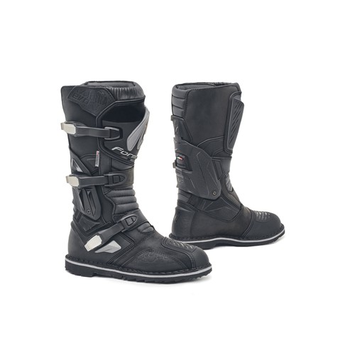 756 - A pair of Forma Terra Evo Dry Black motorcycle boots RRP £277 size EUR 41