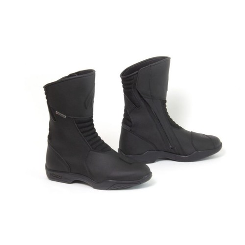 1027 - 3 x various pairs of Forma motorcycle boots comprising 1 x Arbo Dry Black size EUR 45 and 2 x Boulde... 