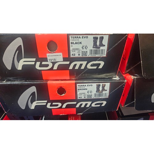 1018 - 2 x pairs of Forma Terra Evo motorcycle boots RRP £277 each both size EUR 42 - 1 x black and 1 x bro... 