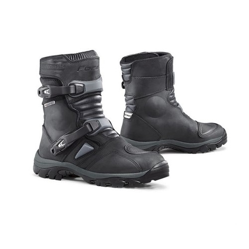 1024 - 3 x various pairs of Forma Adventure motorcycle boots sizes EUR 2 x 42 and 1 x 43 combined RRP £550+