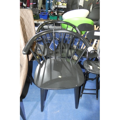 3055 - 2 x Safavieh black painted dining chairs