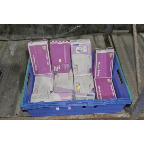 3078 - 9 x boxes of size M disposable gloves (approx 100 gloves per box). Please note that the plastic crat... 