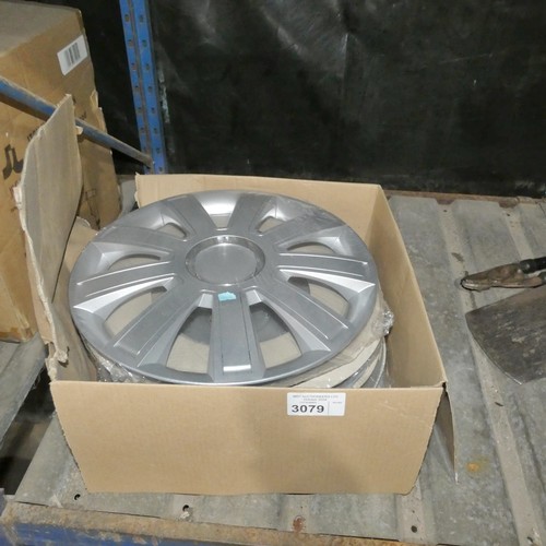 3079 - 4 x wheel trims 16