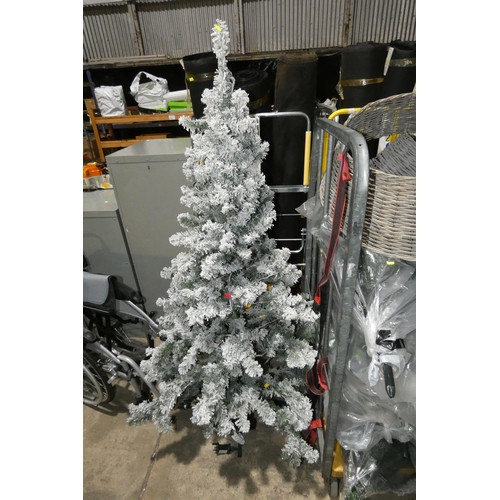 3147 - 1 x artificial Christmas tree