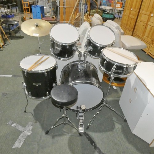 3316 - A Blast five piece drum kit with a cymbal, a stool, a foot pedal and 4 x drum sticks